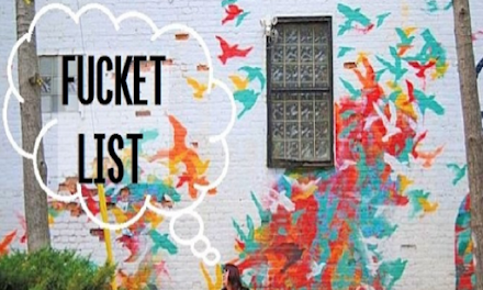 What is Meaning of Fucket?